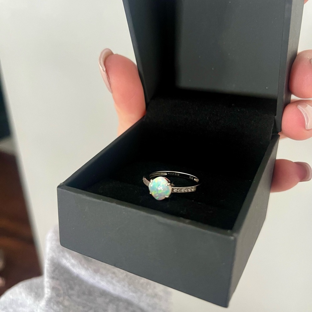 Kay jeweler Opal ring